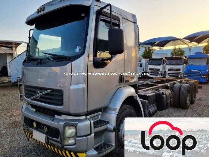 VOLVO VM260 08/08