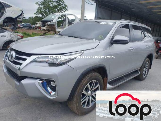 TOYOTA HILUX SW4 21/21